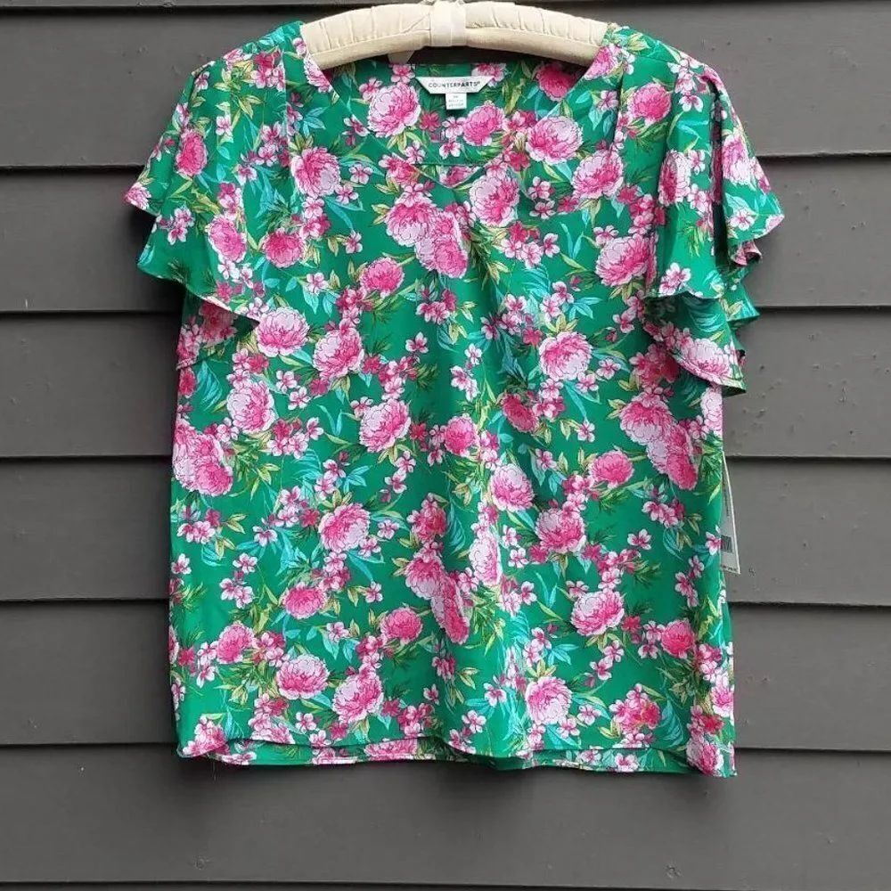 NWT Counterparts Green Pink Floral Top size Medium